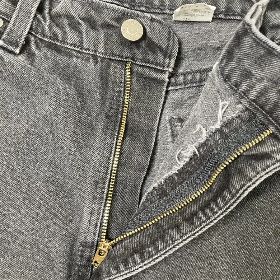 90s Levis 550 Black Jeans