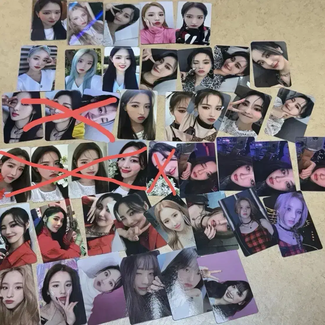 Buy LOONA Signed albums, Rare photocards on Bunjang!