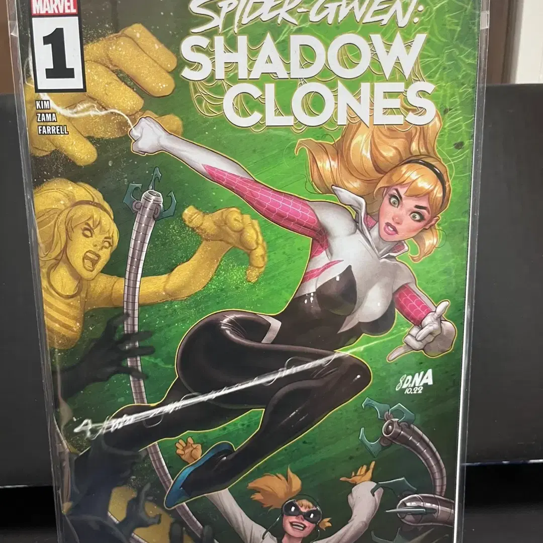 Spider-Gwen: Shadow Clones Vol 1 (2023)