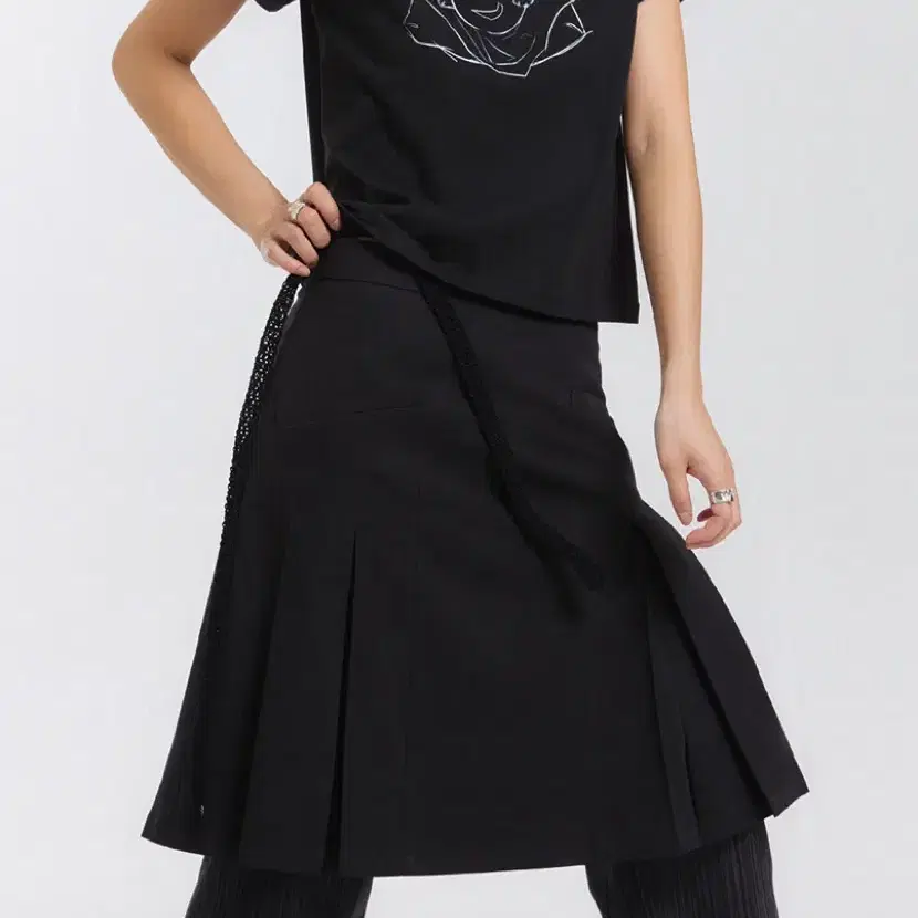 Kyoho SIDE PLEAT SKIRT BLACK