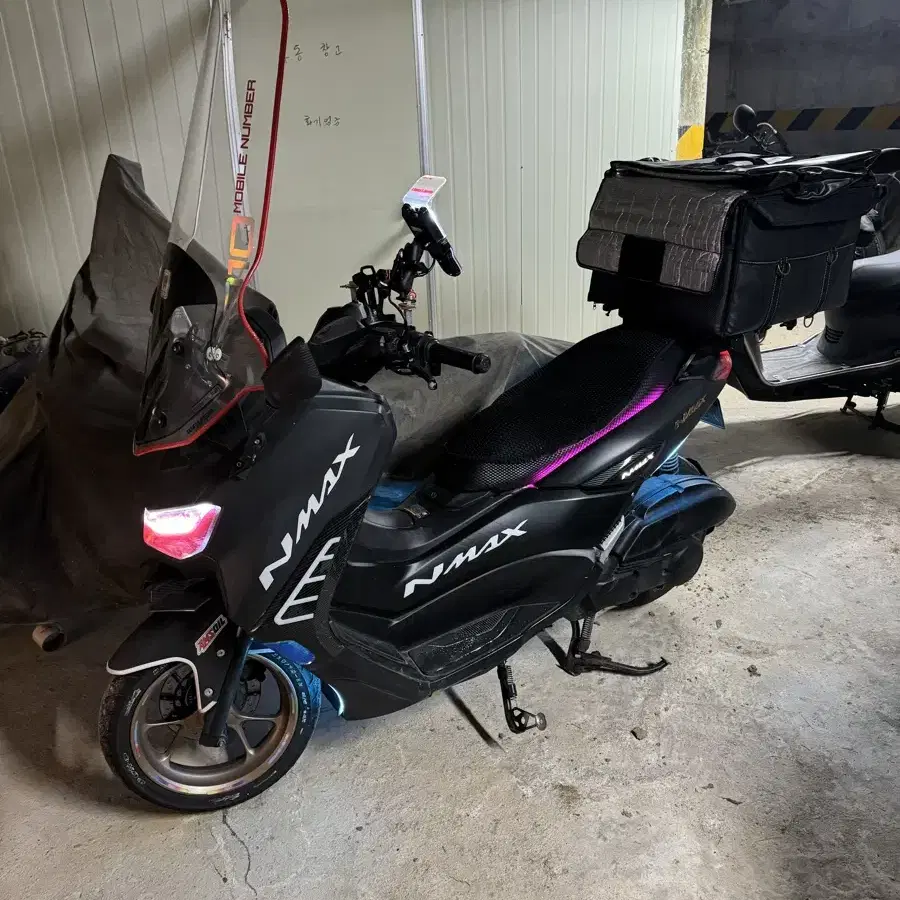 NMAX1256