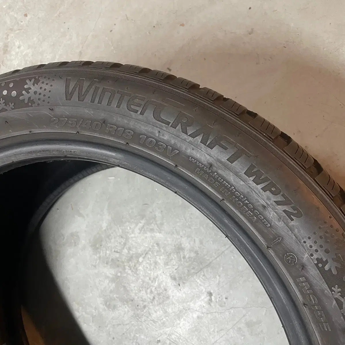 275/45R18 금호 윈터 WP72 4118 65%