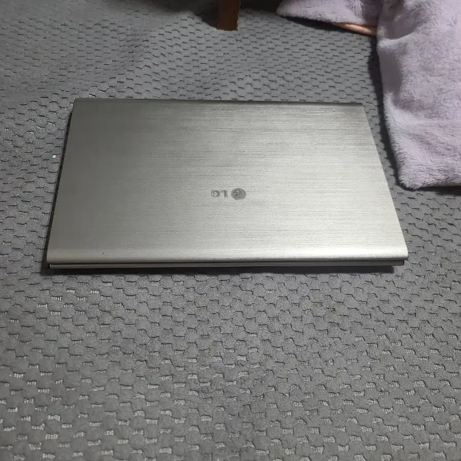 LG 노트북 i5-560m 램8 SSD128 하드500기가