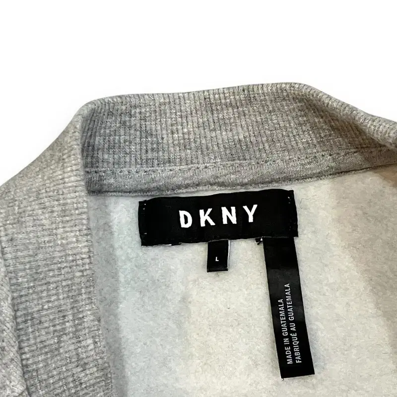 DKNY 프린팅 스웻셔츠 y08818