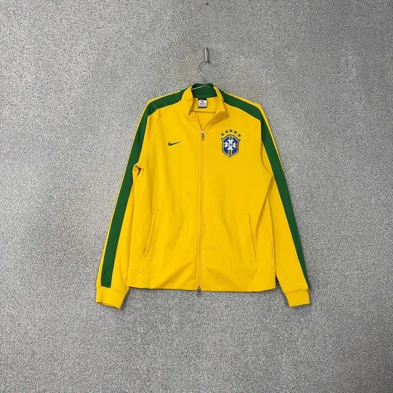 Nike Brazil Yellow Tracktop Zip Up Jersey L