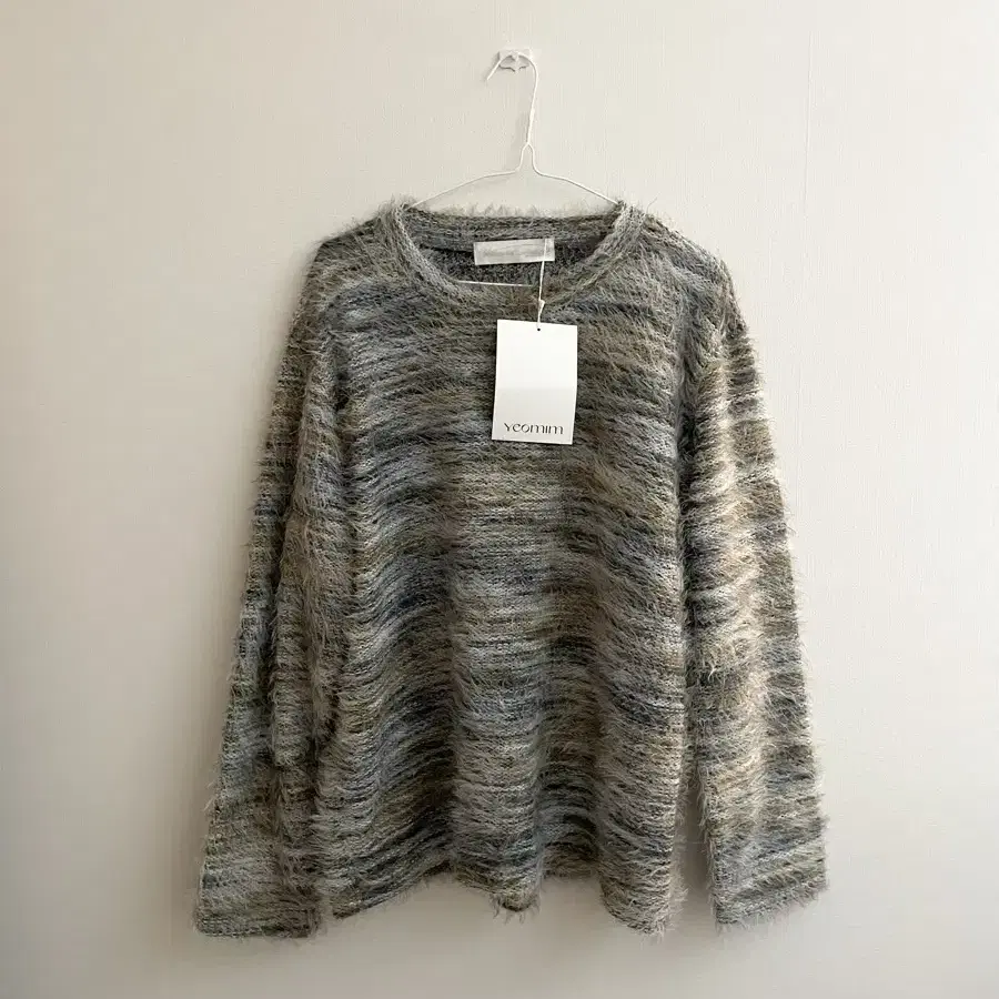 YEOMIM hairy two tone knit