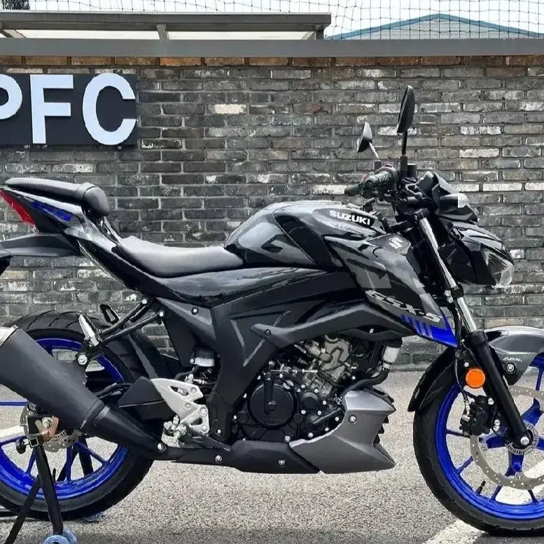 GSX-S125 2023년식 / 20km 신차컨디션 그대로 유지