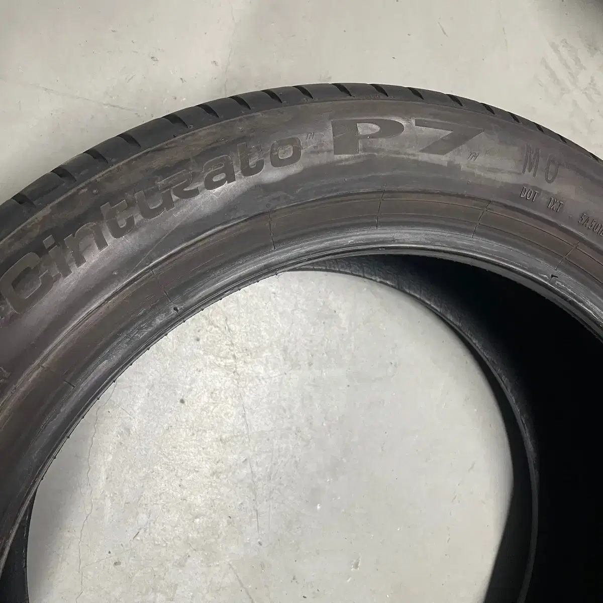 255/45R19 피렐리 신투라노 P7 MO 2923 65%