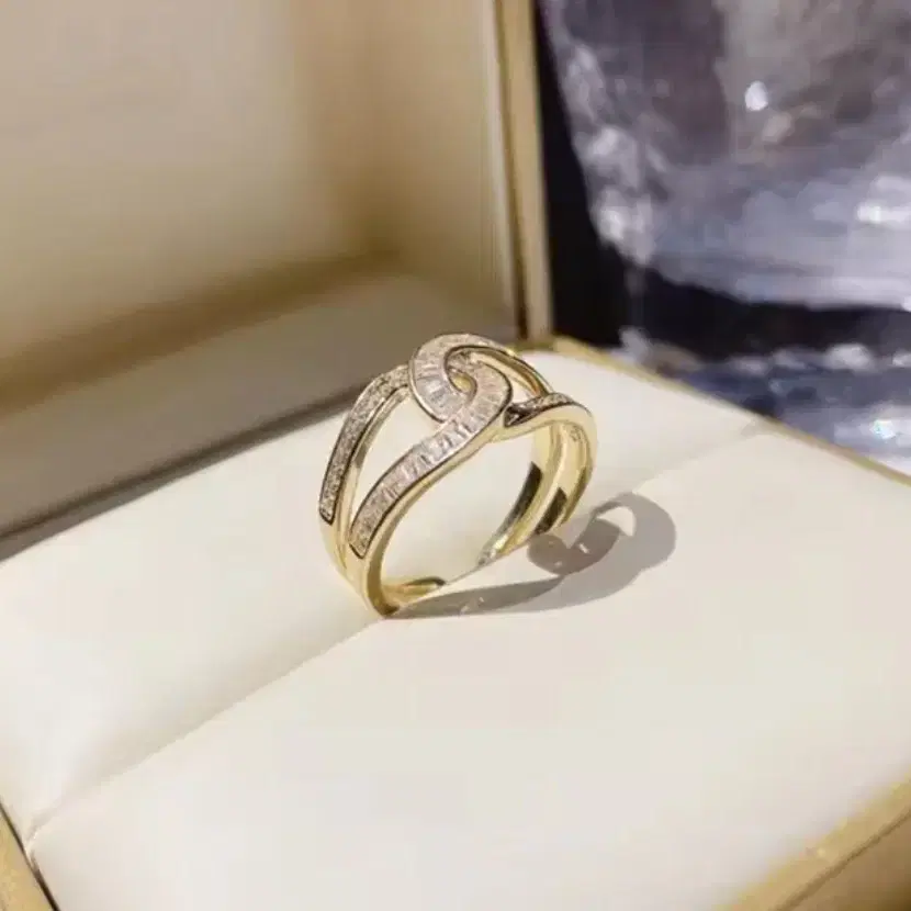 [새상품] 화려한 다이아큐빅 반지 #서지컬#은침#도금#14k#18k