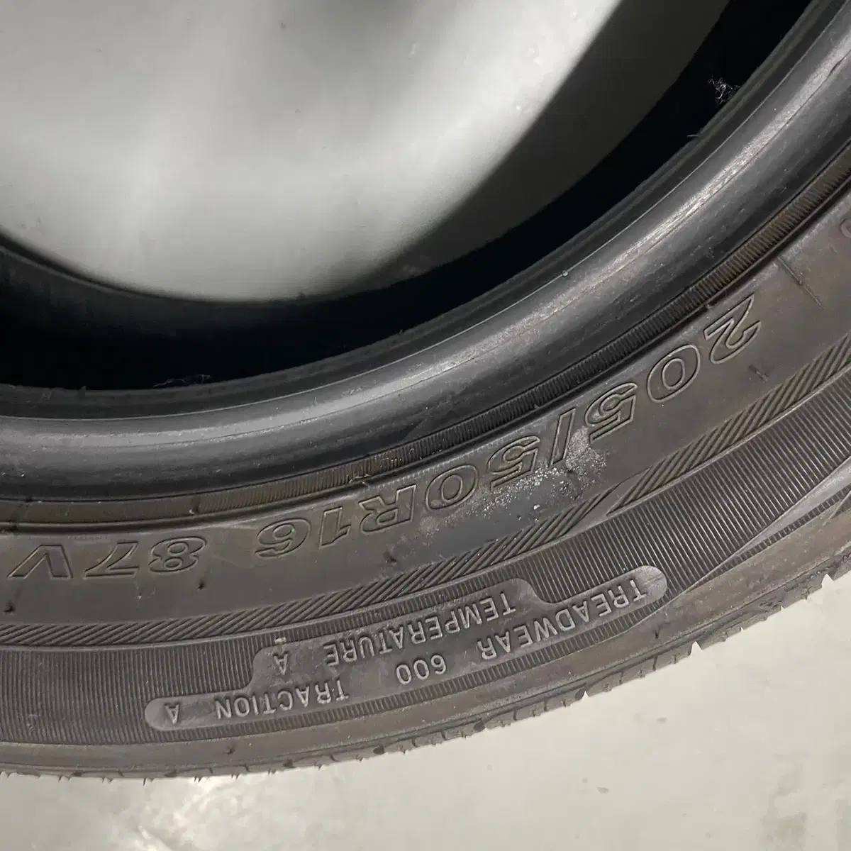 205/50R16 넥센 AH8 3418 75%