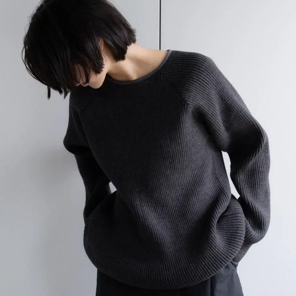 페스토wool midi sweater dark moon