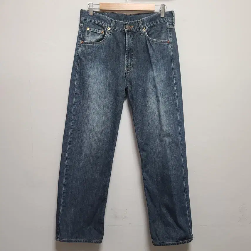 [LEVIS] 남성 520 와이드핏 데님팬츠 76