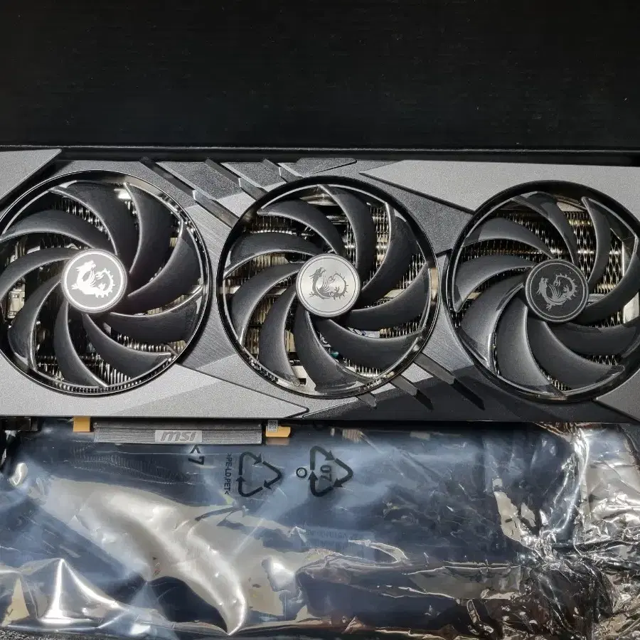 MSI RTX 4080 SUPER GAMING X SLIM 16GB