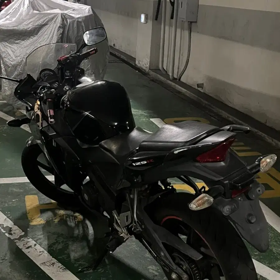 모델 : cbr 125