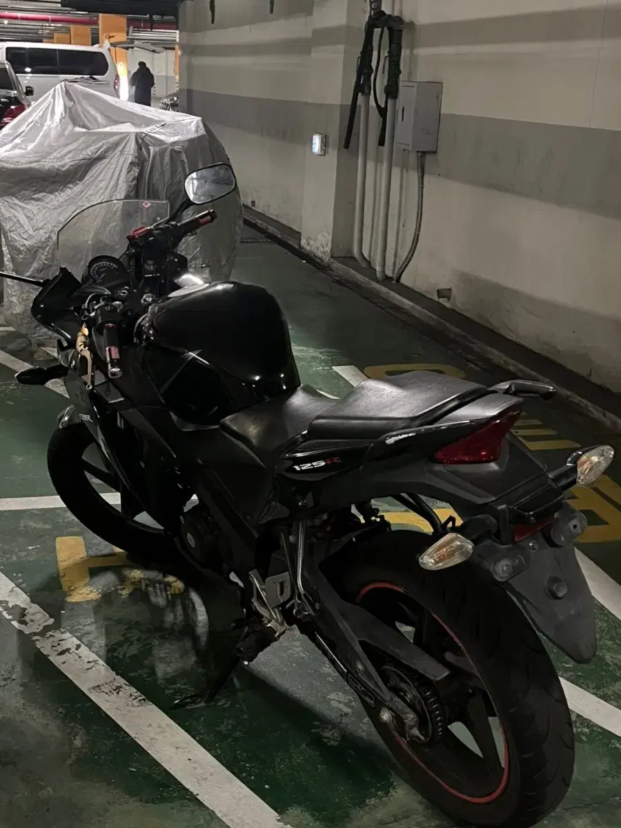 모델 : cbr 125