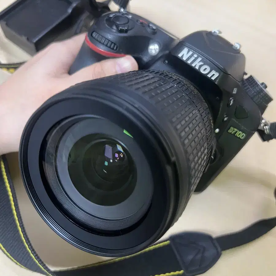 니콘 D7100