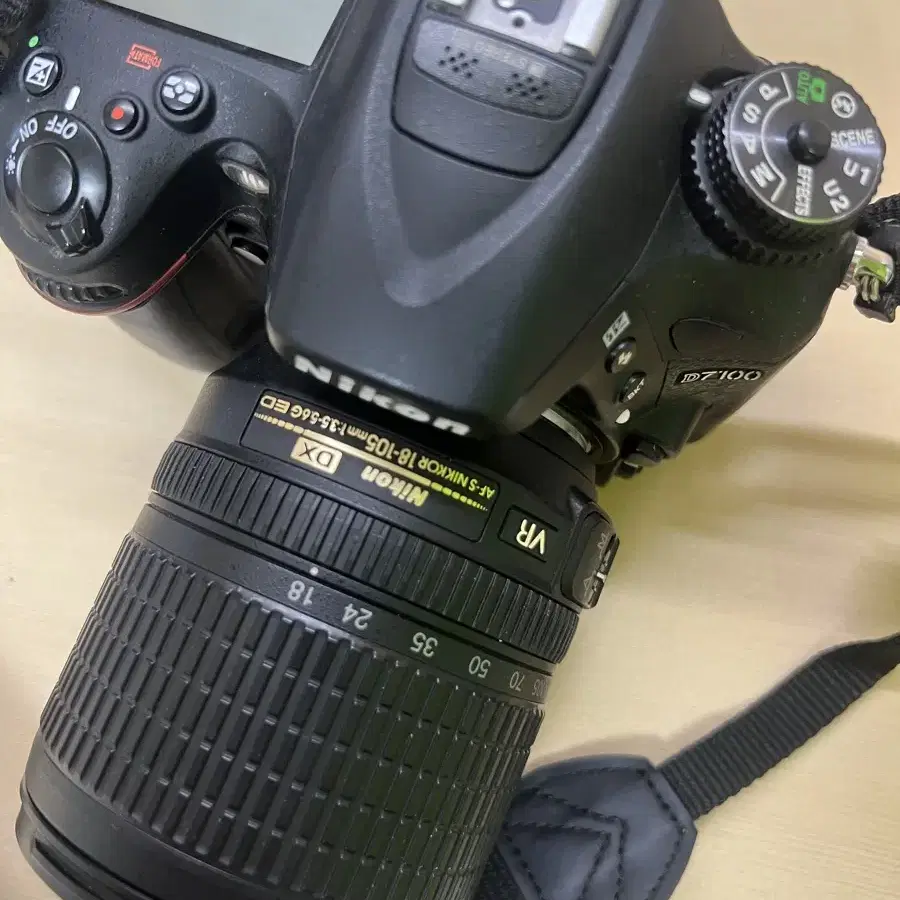 니콘 D7100