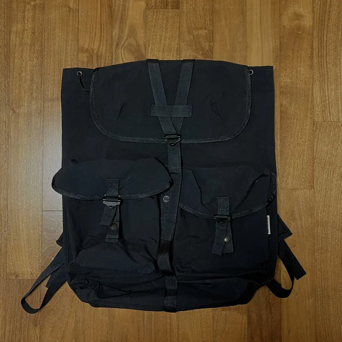 Ends and means Evacuation Backpack