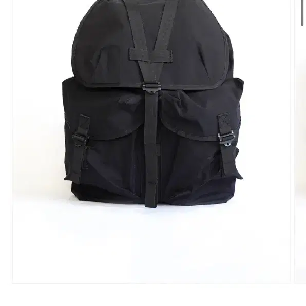 Ends and means Evacuation Backpack