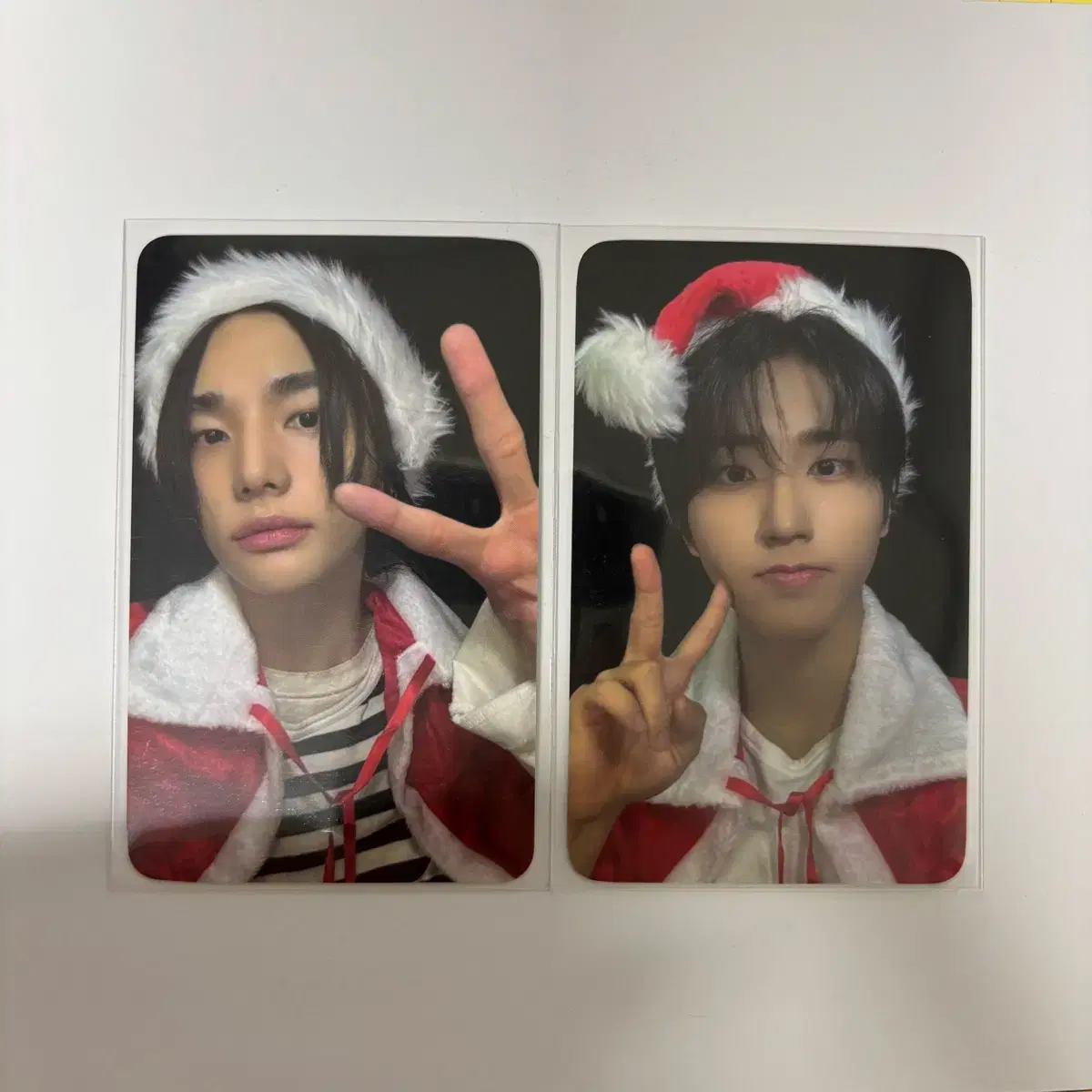 Straykids hyunjin han sum pop up santa photocard