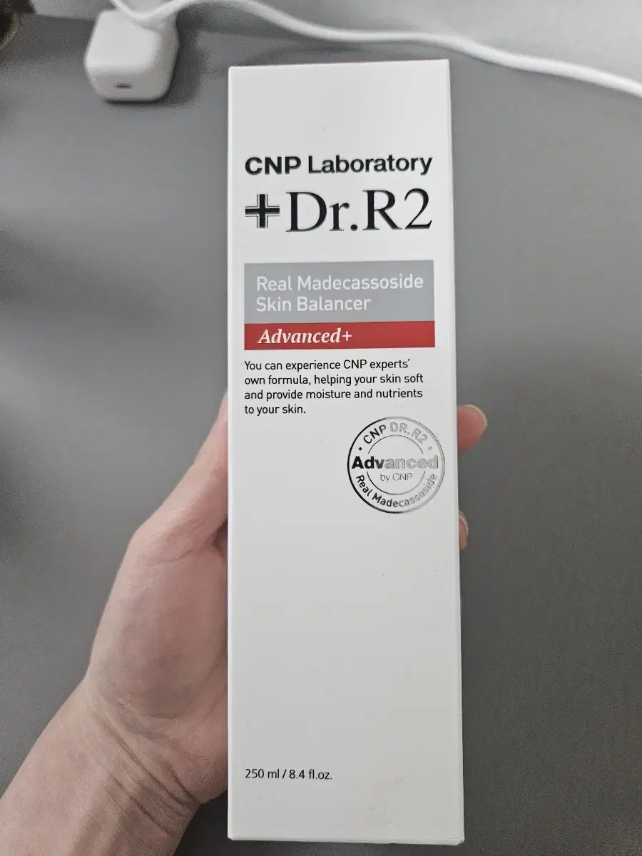 (새상품)CNP 차앤박 Dr.R2 리얼 마데카소사이드 스킨 250ml