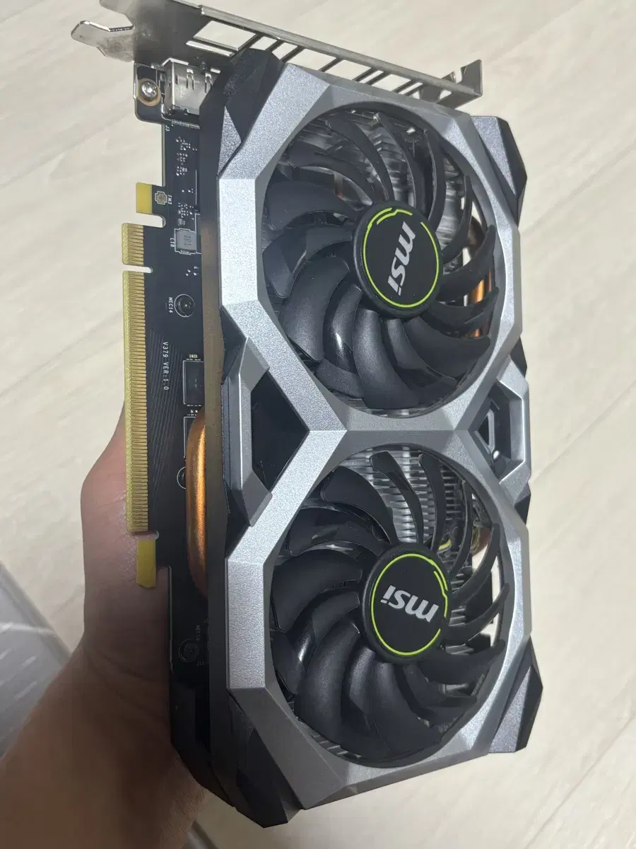 지포스 그래픽 카드 Msi gtx1660 super ventus xs