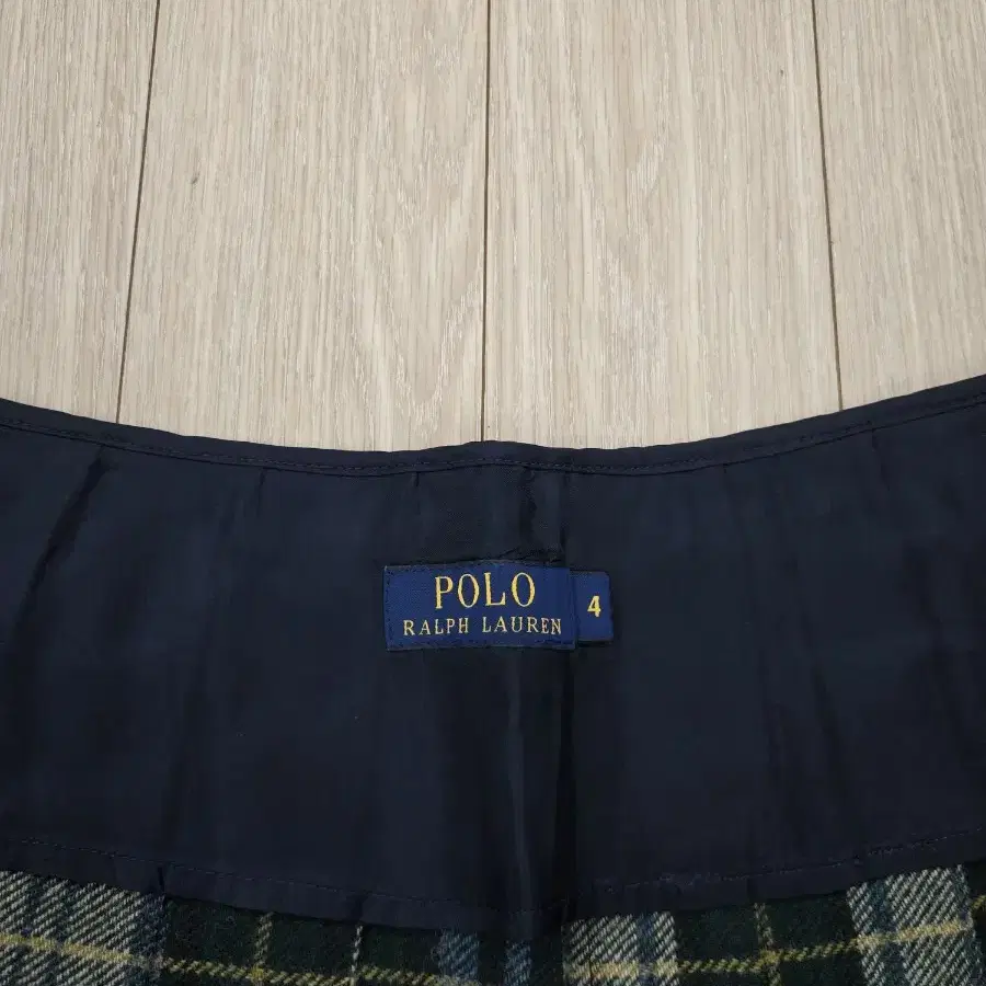 폴로 랄프로렌(Ralph Lauren)  울 100% 스커트