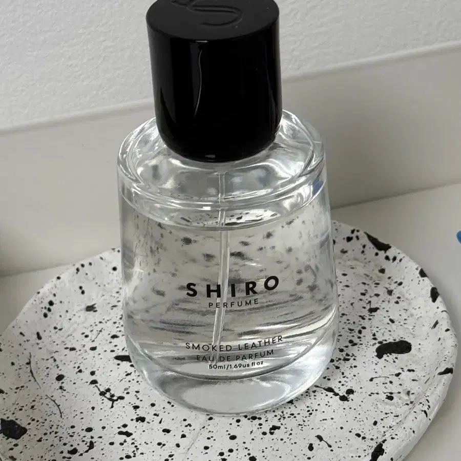 SHIRO 시로 향수 스모크 레더 50ml 팔아요