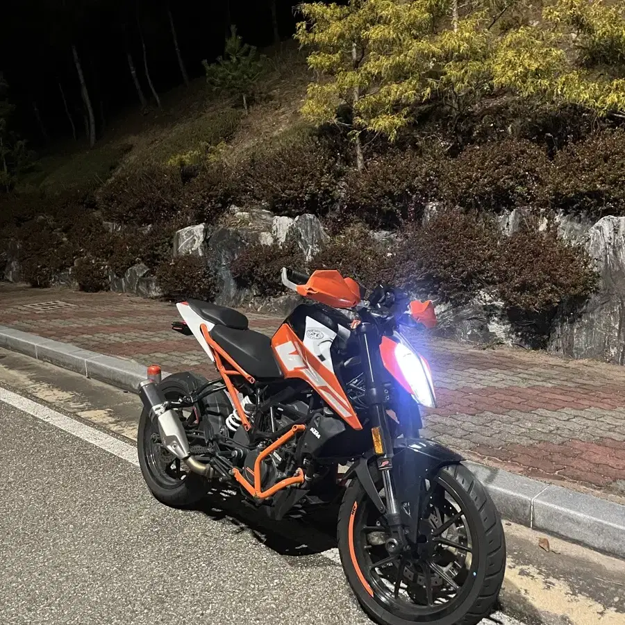 (판매완료) KTM 듀크 125