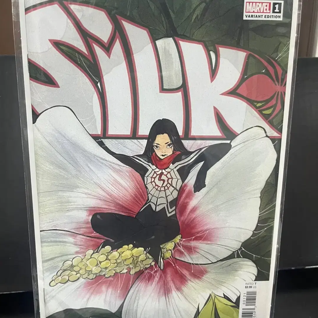 SILK (2023) #1 (VARIANT)