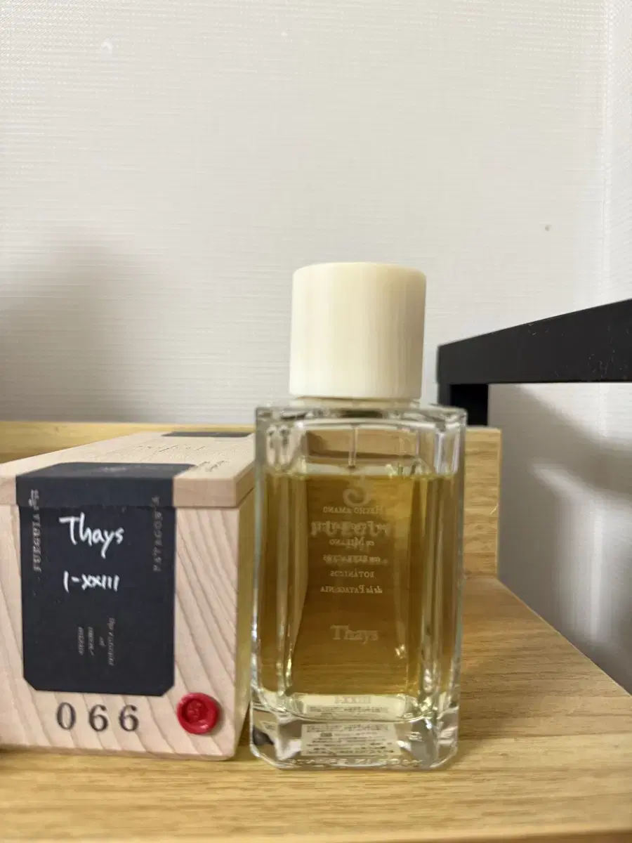 (주말까지만할인) 1833 (푸에기아) 향수 thays 100ml