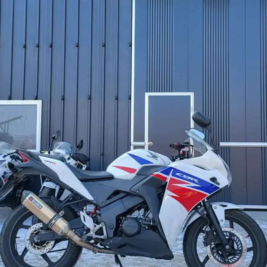 cbr125 16년식 판매합니다