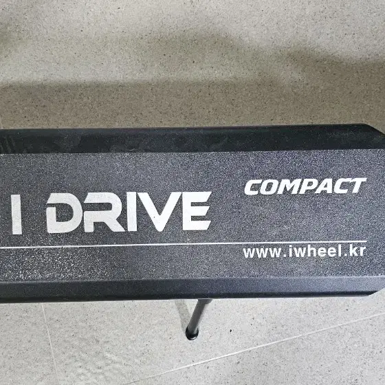 아이 드라이브 idrive compact  전동킥보드 상태는 아주 깨끗