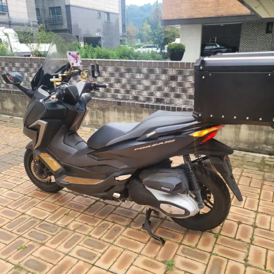 포르자350cc 18000km 급처판매(협의불가)