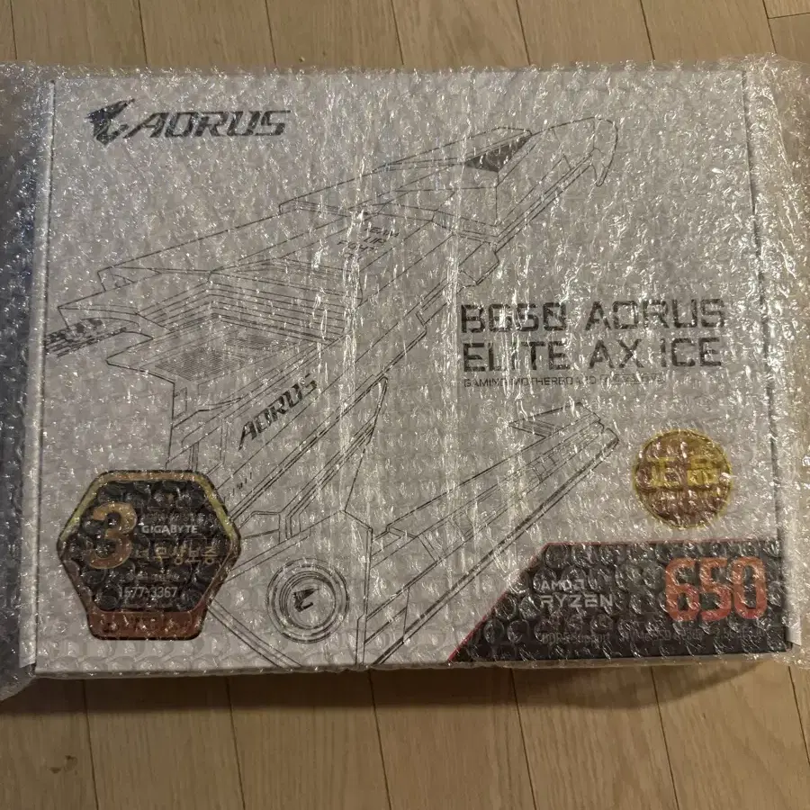 GIGABYTE B650 AORUS ELITE AX ICE 제이씨현