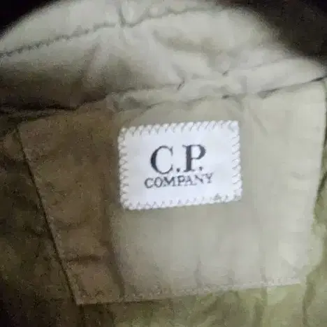 cp company 양털 패딩