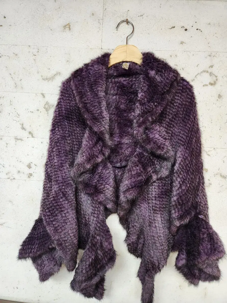 Natural Fur Purple Cloak-like Shawl