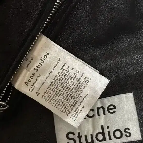 Acne Studios 아크네 스튜디오 이안 무스탕 52사이즈