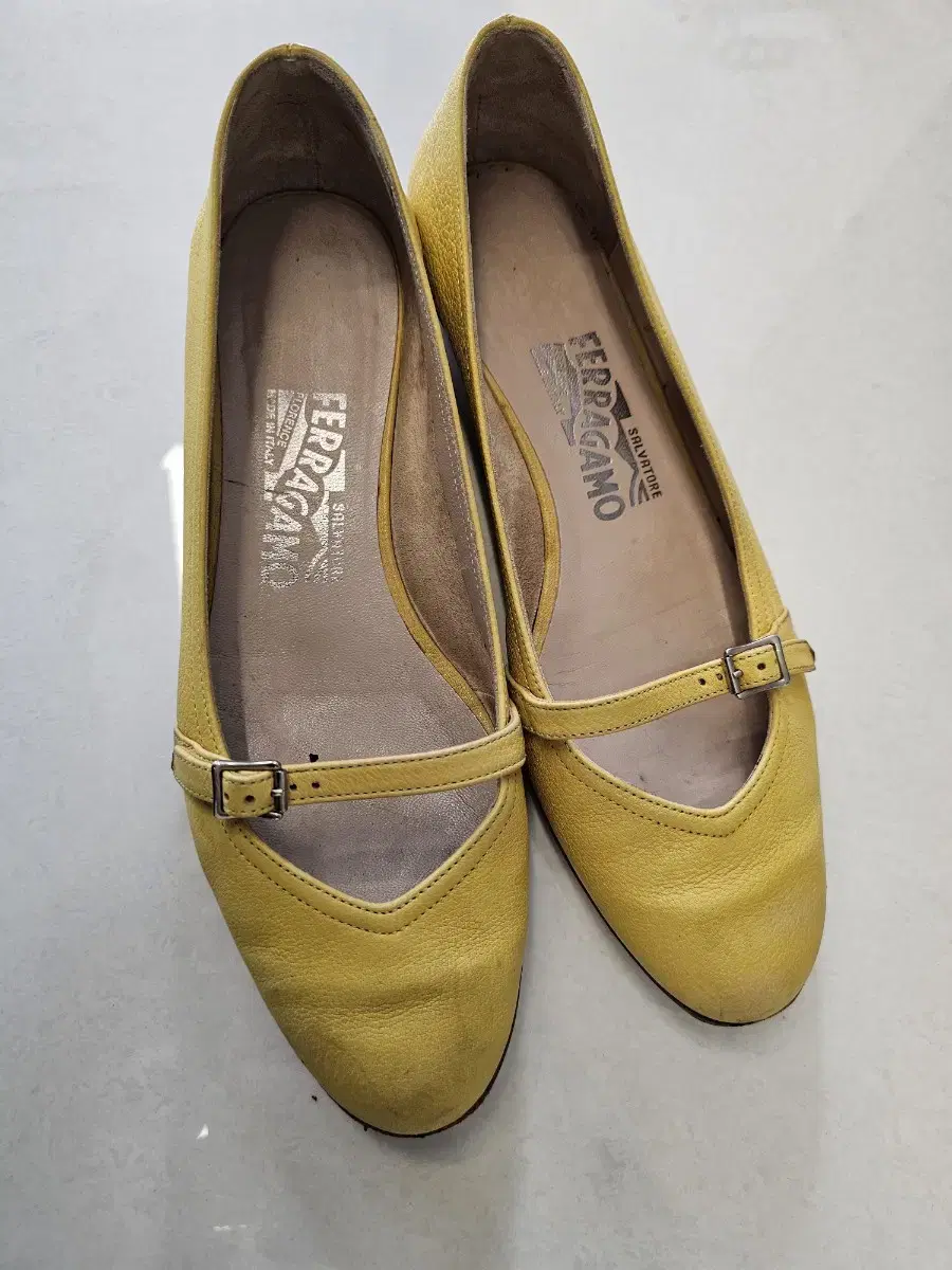 Ferragamo Ballerina Flats 6C Barefoot 230 approx.