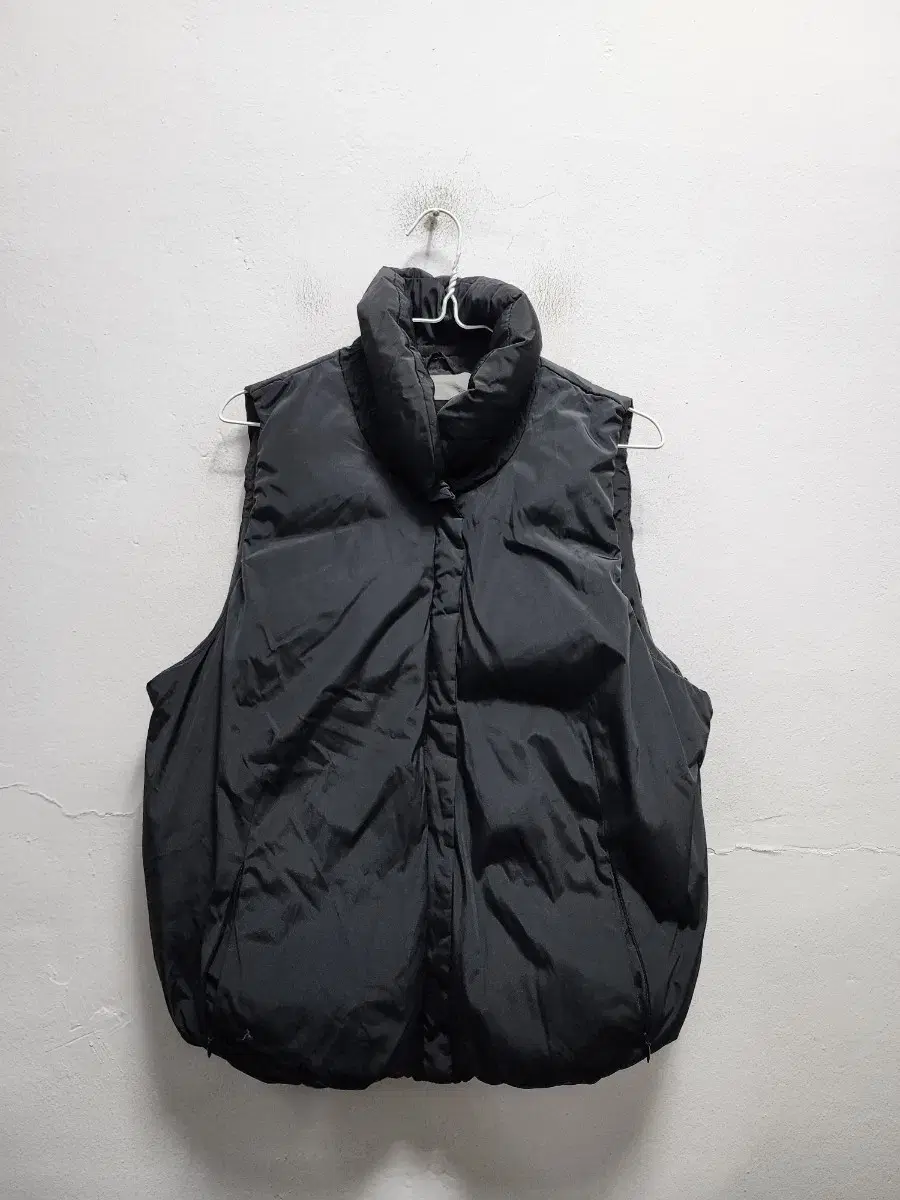 GAP E.J.I.S.T. Padded Vest