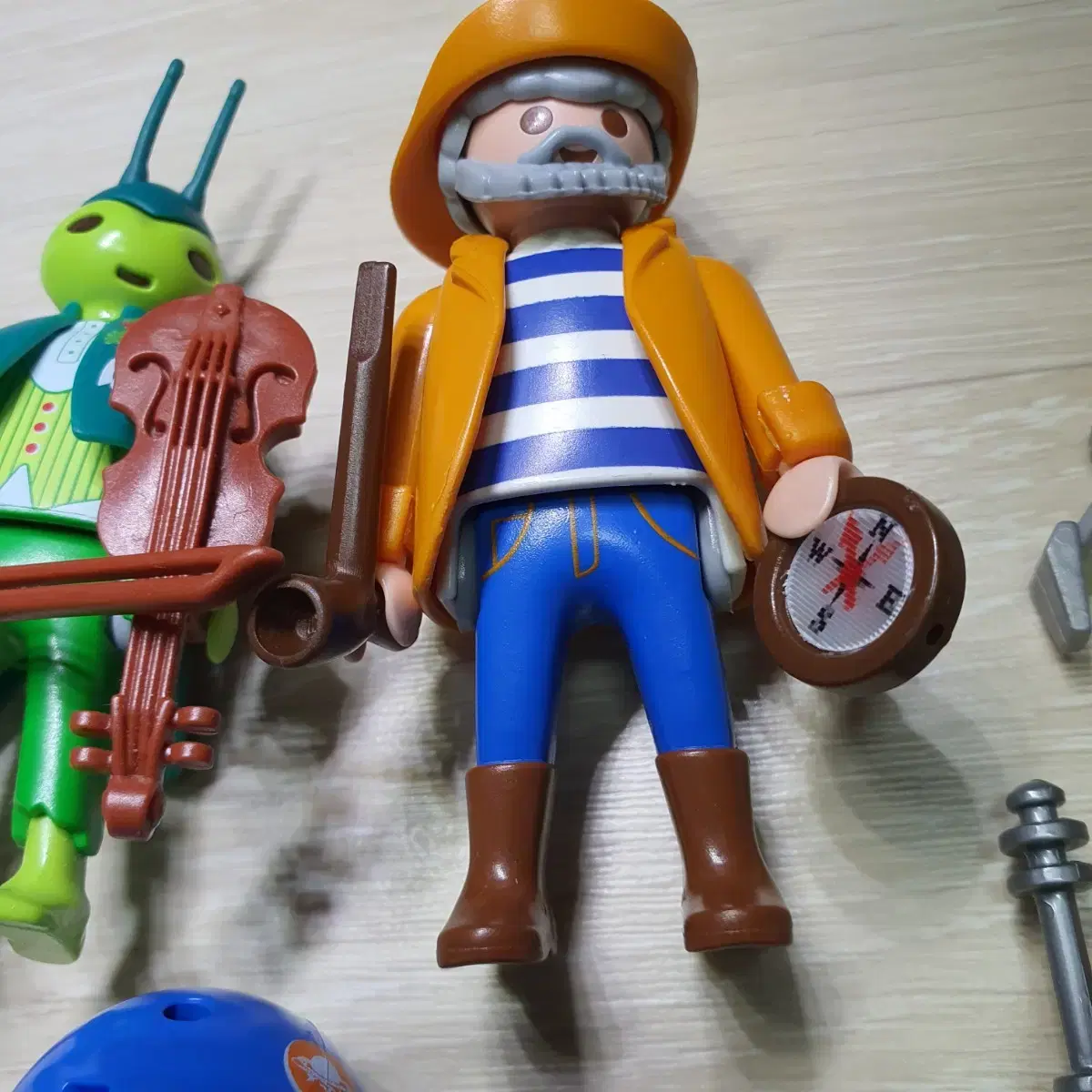 Playmobil 플레이모빌 판매 (베짱이, 선장, 우주인, 로봇 등)