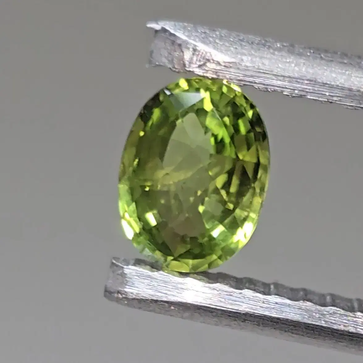 (크리스마스 할인)1.67ct 애플민트 페리도트 천연원석