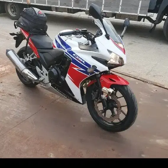 cbr500r (야마하r3 닌자300 코멧650 mt07 mt09 닌자4