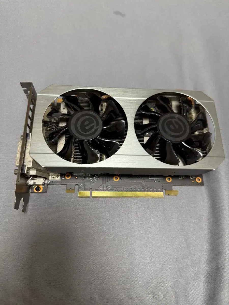 이엠텍 GTX 960 그래픽카드 팝니다