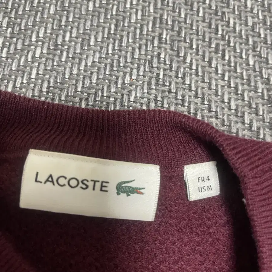 100] 라코스테(LACOSTE)라운드 니트