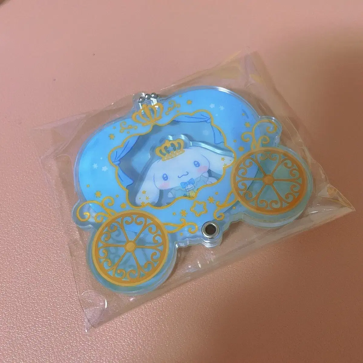 San Rio Cinnamon Roll Wagon keyring unsealed