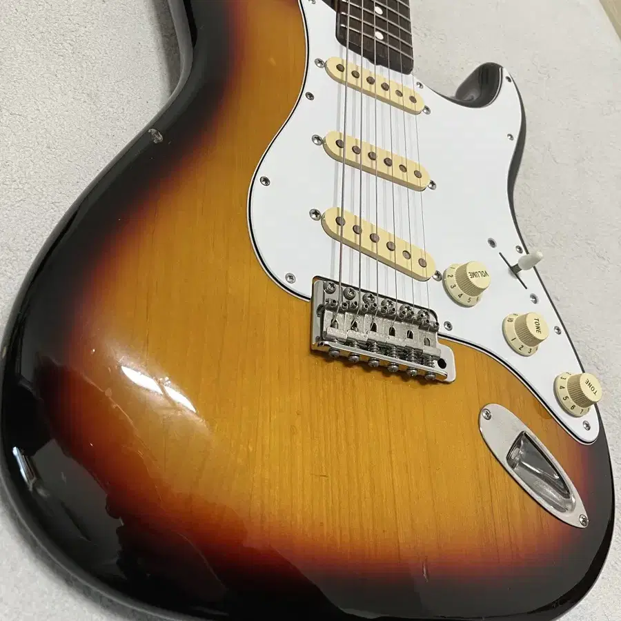 Fender japan stratocaster