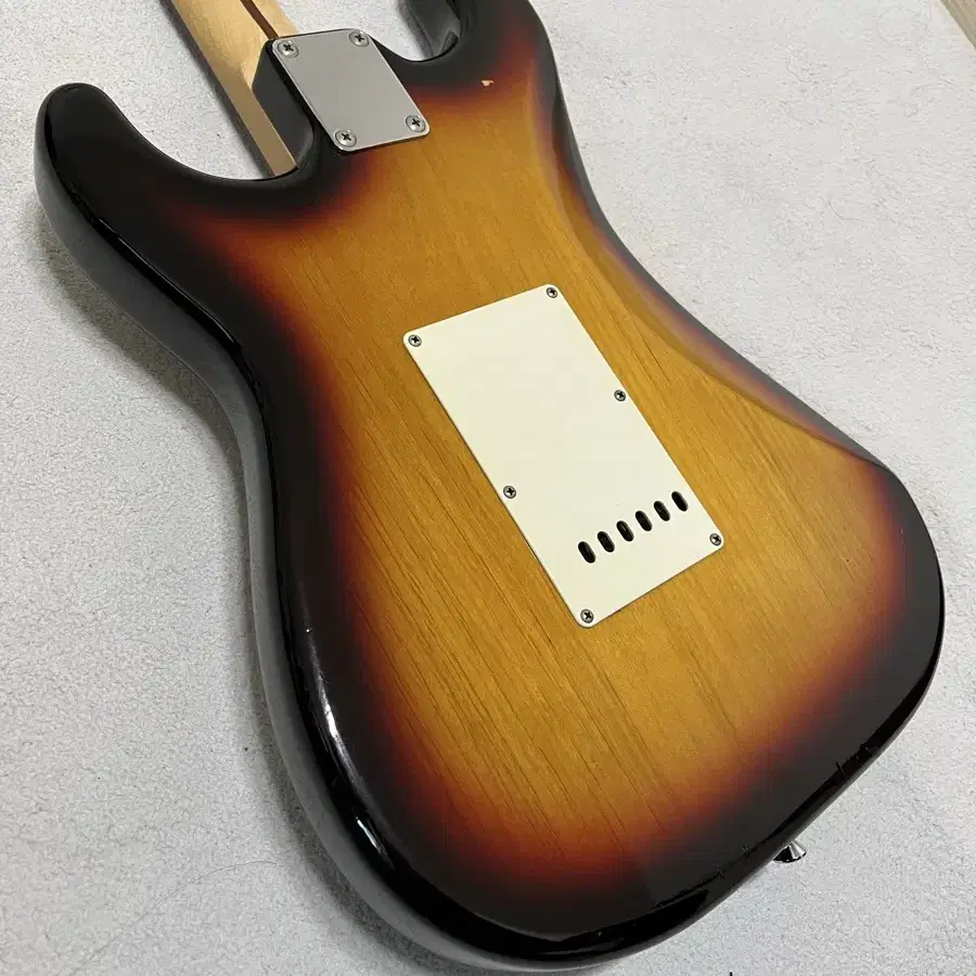 Fender japan stratocaster