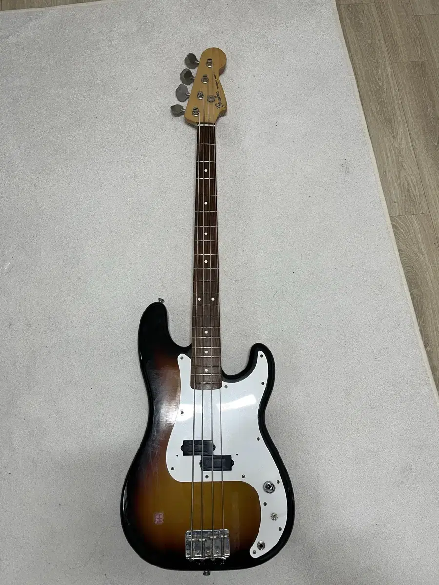 Fender japan precision 후지겐산