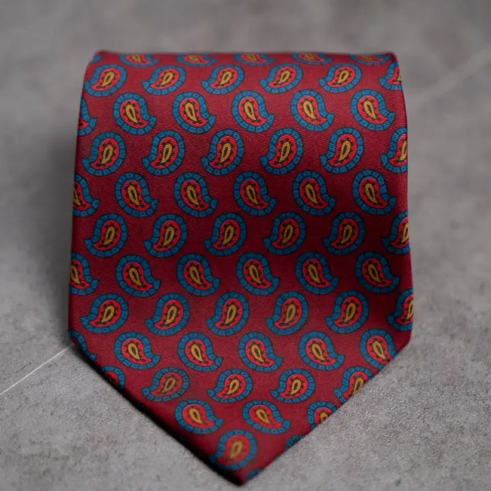 90s Polo Ralph Lauren Silk Tie (9.5)